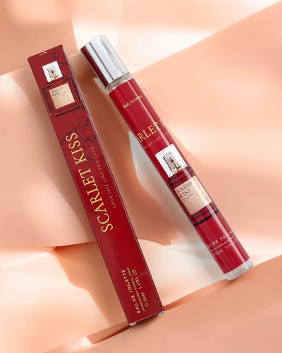 Woda perfumowana Scarlet Kiss 35 ml