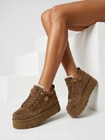 Темно-коричневий