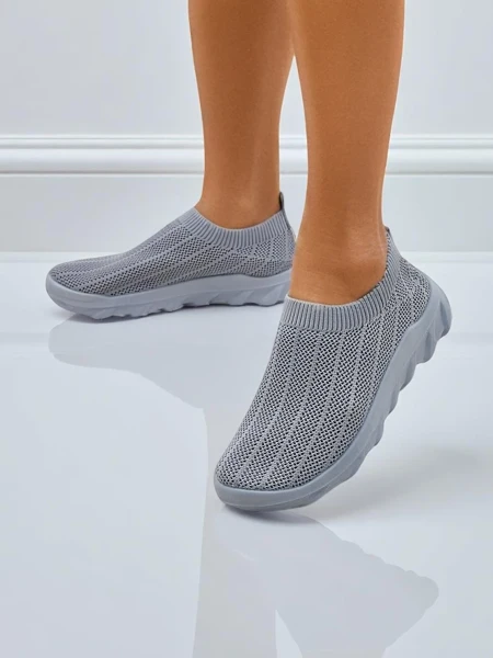 Damskie sneakersy gołębie szare Silvana - wygodne buty slip-on do miasta