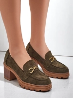 темно-зелений