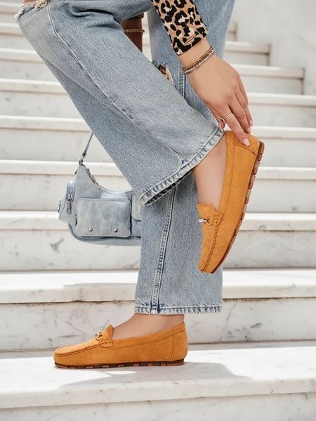 Мокасини Жіночі Camel Aurelia Замшеві з Оздобою - Комфорт і Стиль на Плоскому Каблуці