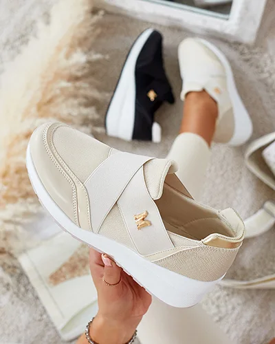 Royalfashion Sportowe sneakersy damskie na koturnie Benntas