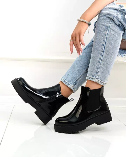 Royalfashion Czarne lakierowane damskie nieocieplane botki Glossy Chic