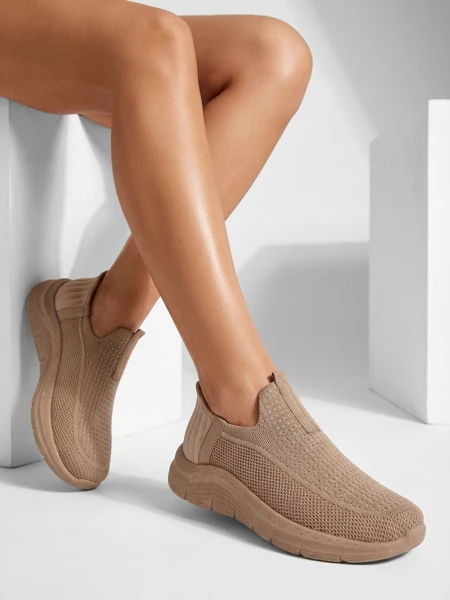 Damskie buty slip on Selene Beżowe – wygodne sneakersy na płaskim obcasie