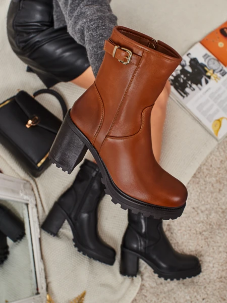 Botki damskie eko skórzane na słupku Sylvarra