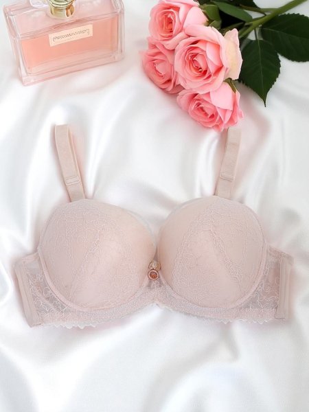 Royalfashion Damski biustonosz push- up z koronką Coco Lift