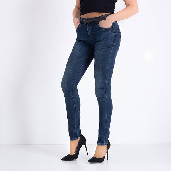 Royalfashion Granatowe damskie spodnie jeansowe z paskiem