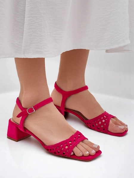 Royalfashion Damskie sandały ażurowe Azopi