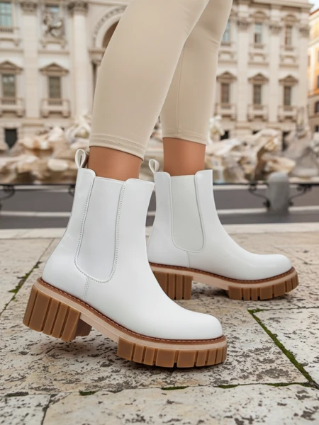 Botki na słupku z eko nubuku Amber Walk