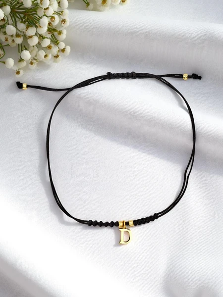 Bransoletka damska z literką "D"