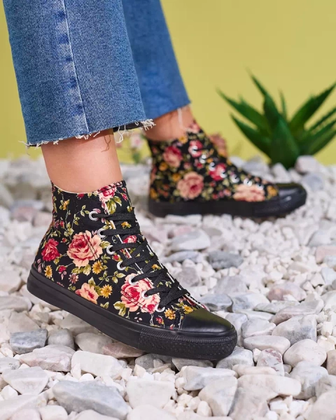 Royalfashion Wysokie czarne trampki damskie z printem w kwiaty Fahenna