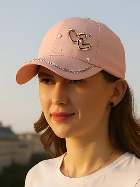 Royalfashion Czapka z daszkiem z cyrkoniami Heart Spark