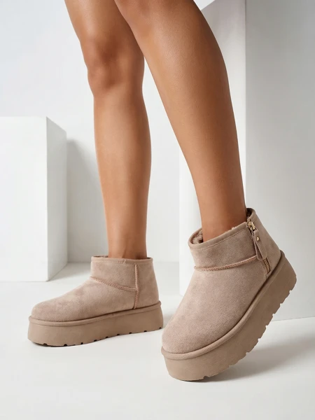 Royalfashion Жіночі черевики на платформі a'la Delgadi