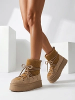 світло-коричневий