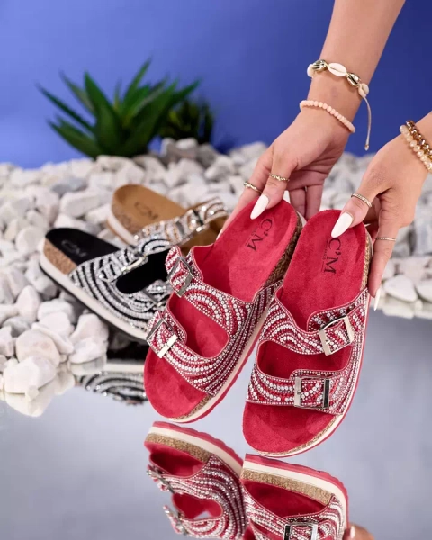 Royalfashion Klapki damskie z cyrkoniami w kolorze czerwonym Laluda