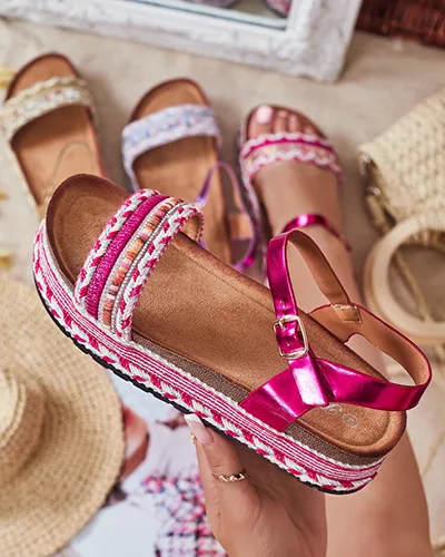 Royalfashion Sandały damskie z haftem Mussir