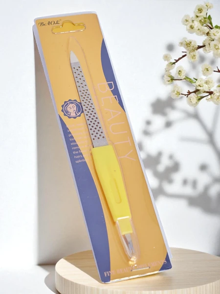 Dziurkowany pilnik do paznokci z radełkiem