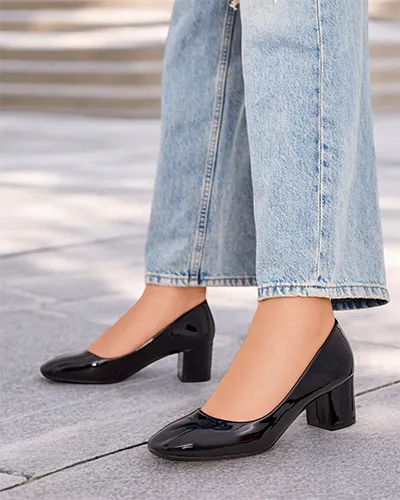 Royalfashion Czółenka damskie na niskim słupku Penoi