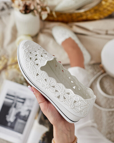 Royalfashion Półbuty damskie na niskim koturnie Dellio