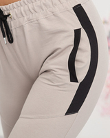 Jasny szary || gołębi szary