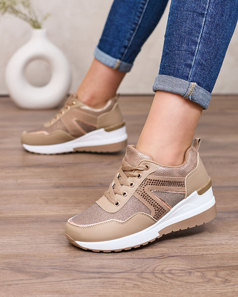 Royalfashion Sportowe sneakersy damskie na koturnie Lacyrllia