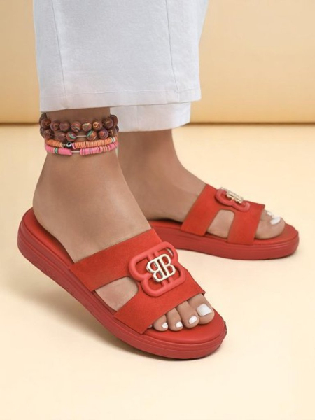 Royalfashion Damskie klapki na płaskiej podeszwie ChicStep