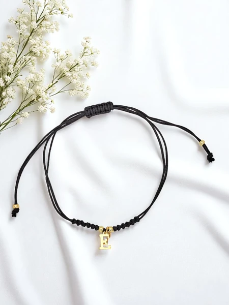 Bransoletka damska z literką "E"