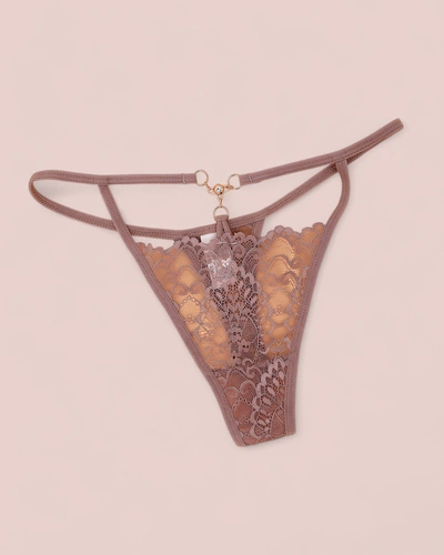 Royalfashion Koronkowe majtki damskie stringi