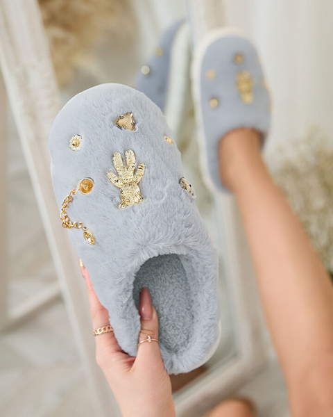 Royalfashion Niebiesko - szare damskie futrzane kapcie z ozdobami Erserra