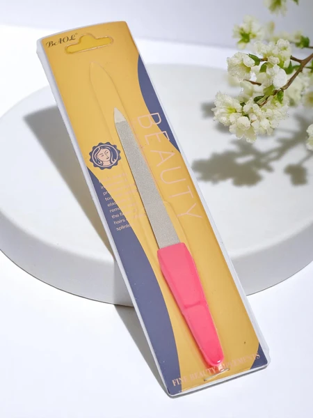 Metalowy pilnik do paznokci