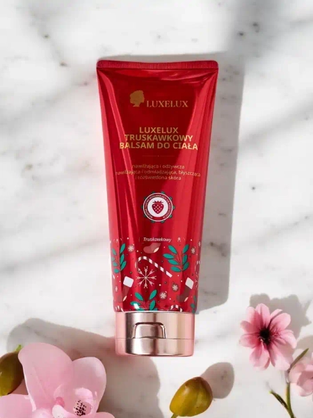 Luxelux Świąteczny balsam do ciała o zapachu truskawkowym 300 ml