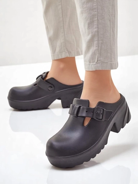 Royalfashion Damskie gumowe klapki na obcasie Voxones