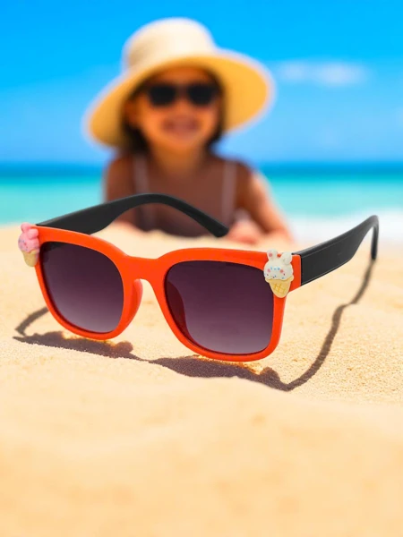 Royalfashion Okulary przeciwsłoneczne dziecięce z ozdobami Sunny Sparkle