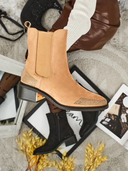 Botki damskie eko zamszowe zdobione cyrkoniami TangleMist