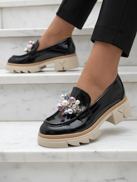 Livia Elegante - Czarne Luksusowe Mokasyny na Płaskim Obcasie