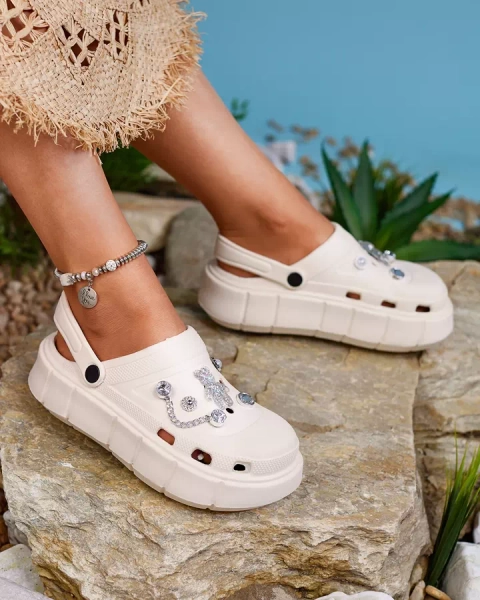 Royalfashion Kremowe damskie klapki gumowe Kooranza