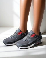 Темно-сірий