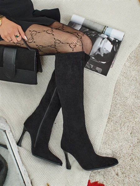 Damskie kozaki eko zamszowe na szpilce Arvelora