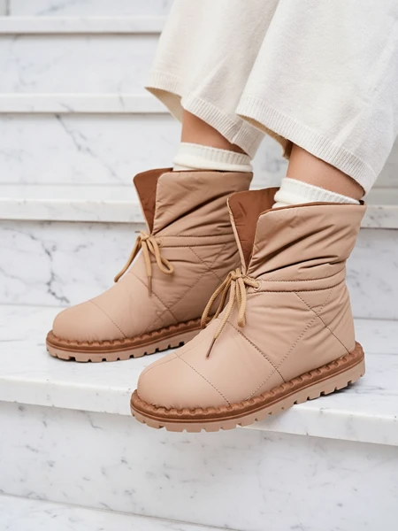 Royalfashion Wsuwane śniegowce damskie w kolorze brązowym Nevonsis