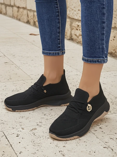 Royalfashion Wsuwane damskie materiałowe buty sportowe Teletta