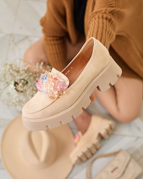 Royalfashion Beżowe damskie mokasyny z kolorowymi kryształkami Crystal Glam