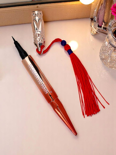 Romantic Rain Eyeliner w pisaku