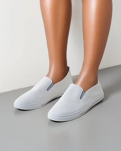 Royalfashion Ażurowe damskie półbuty slip on Eppes