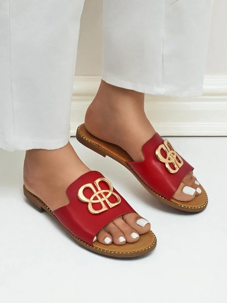 Royalfashion Damskie klapki na płaskiej podeszwie Heraklia