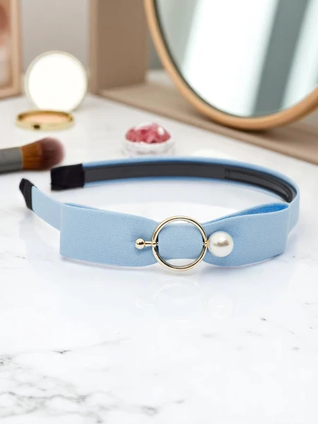 Royalfashion Opaska do włosów z kokardką i broszką Bow Charm