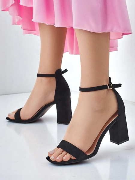 Royalfashion жіночі еко замшеві сандалі Qwadrat