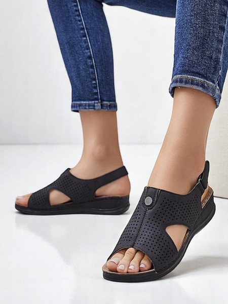 Royalfashion Жіночі сандалі з вирізами Leminni