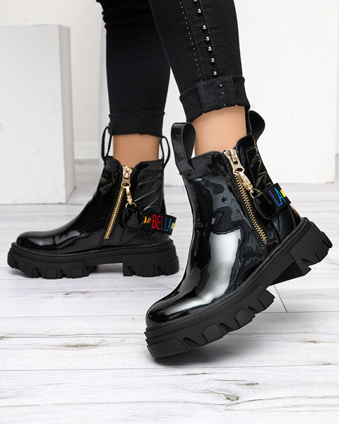 Чорні жіночі лаковані чоботи Osallu