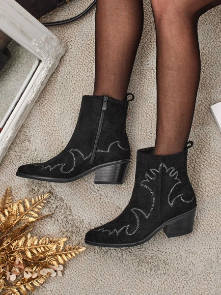 Botki damskie typu kowbojki Velvet Ash– na obcasie