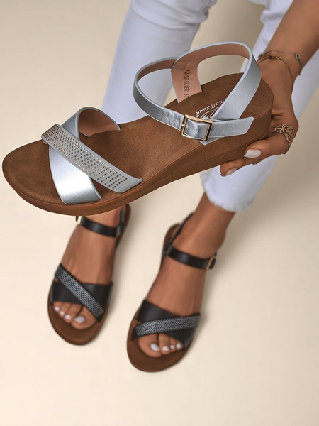 Royalfashion Damskie sandały na koturnie z cyrkoniami Allona